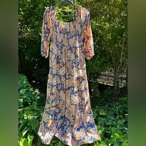 Pink Lily smocked maxi dress size large NWOT